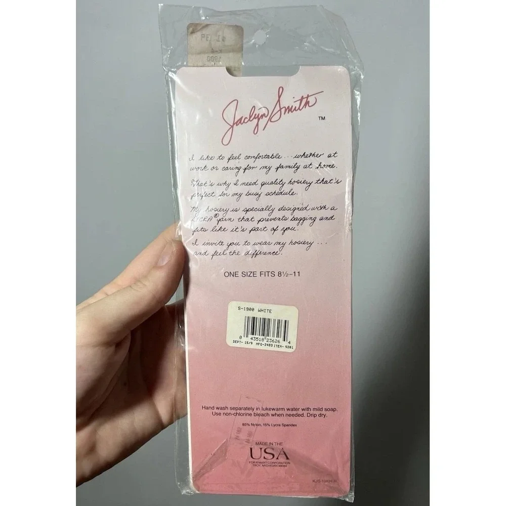 VTG Jaclyn Smith Silky Sheer Knee High Stockings 20 Denier Sandalfoot White OSFM
